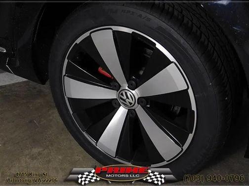 2012 Volkswagen Beetle 2.0T Turbo