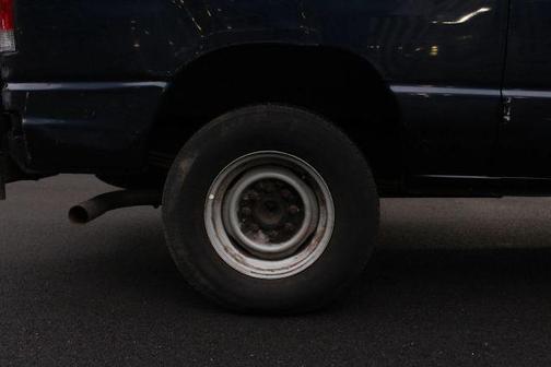 2013 Ford E350 Super Duty Base