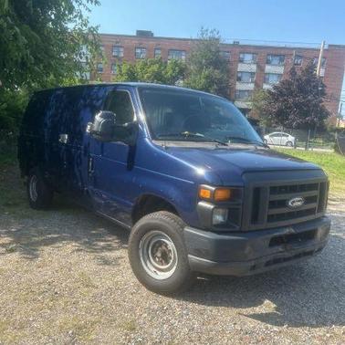 2013 Ford E350 Super Duty Base