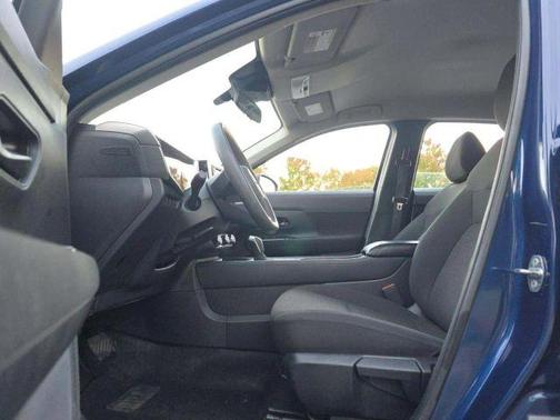 Deep Blue Pearl 2025 Nissan Kicks S