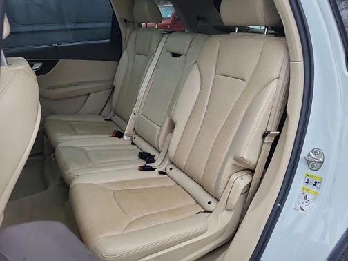 2017 Audi Q7 3.0T Premium Plus