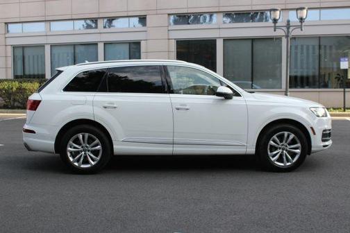 2017 Audi Q7 3.0T Premium Plus