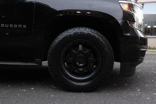 2017 Chevrolet Suburban LT