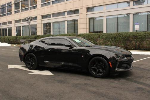 2018 Chevrolet Camaro 1LS