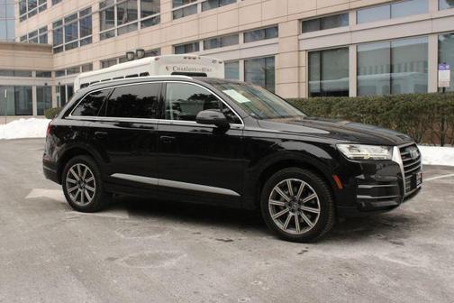 2019 Audi Q7 45 Premium Plus