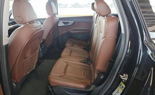 2019 Audi Q7 45 Premium Plus