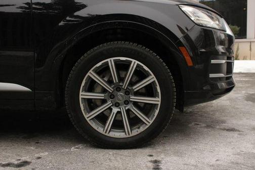 2019 Audi Q7 45 Premium Plus
