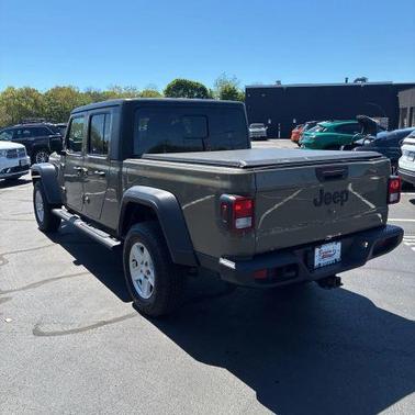 Gray 2020 Jeep Gladiator Sport