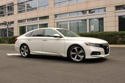 2018 Honda Accord Touring 2.0T