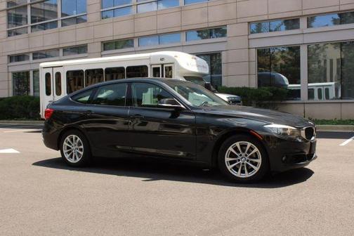 2018 BMW 330 Gran Turismo i xDrive