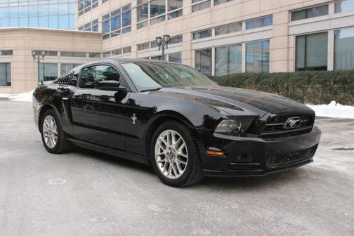 2014 Ford Mustang V6 Premium