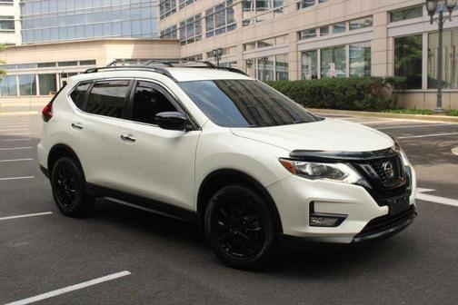 2018 Nissan Rogue SV