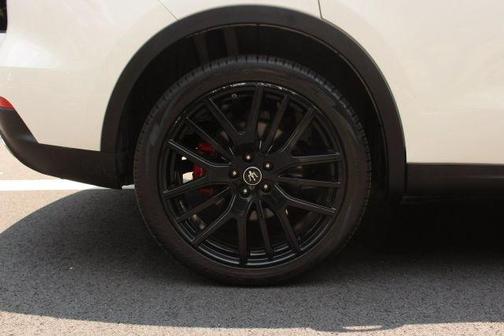 2017 Maserati Levante Base