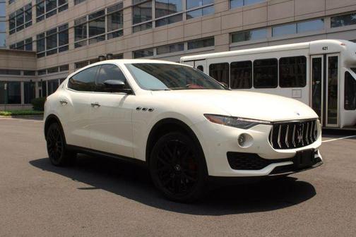 2017 Maserati Levante Base