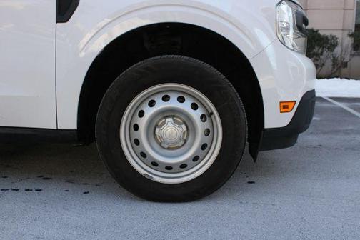 2022 Ford Maverick XL