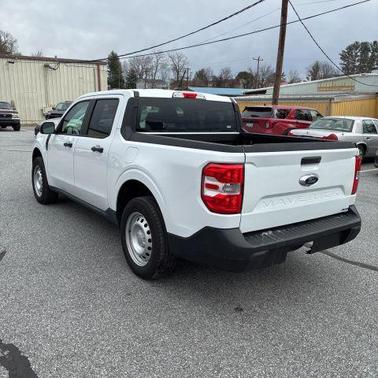 2022 Ford Maverick XL