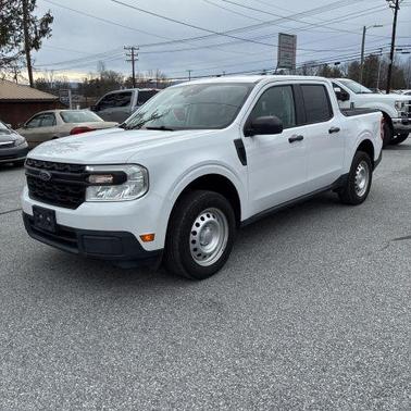 2022 Ford Maverick XL