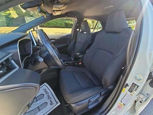 2020 Toyota Corolla Hatchback SE