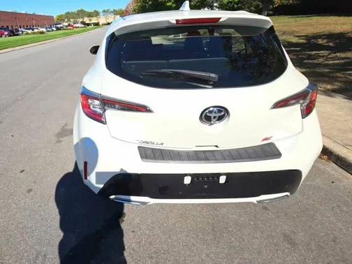 2020 Toyota Corolla Hatchback SE