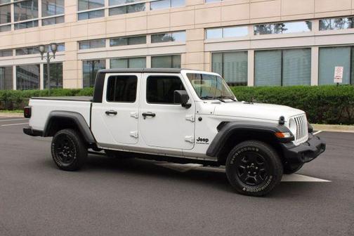 2021 Jeep Gladiator Sport