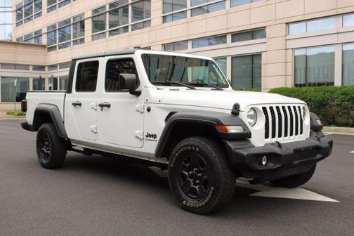 2021 Jeep Gladiator Sport