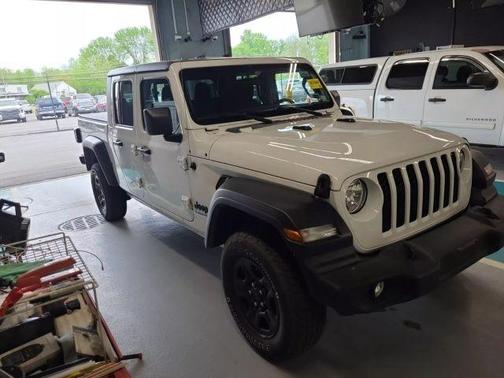 2021 Jeep Gladiator Sport