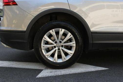 Pyrite Silver Metallic 2019 Volkswagen Tiguan 2.0T SE