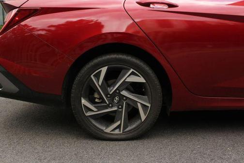 Red 2025 Hyundai ELANTRA SEL Sport