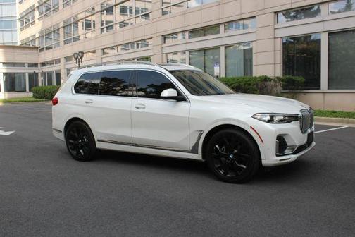 White 2019 BMW X7 xDrive40i