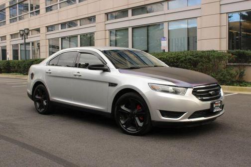 2016 Ford Taurus SE