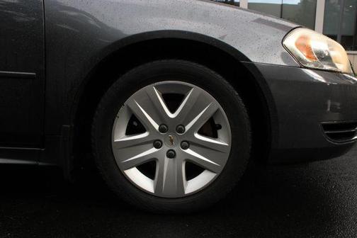 2011 Chevrolet Impala LS