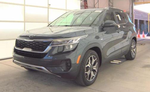 Gray 2021 Kia Seltos EX