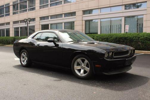 2012 Dodge Challenger SXT