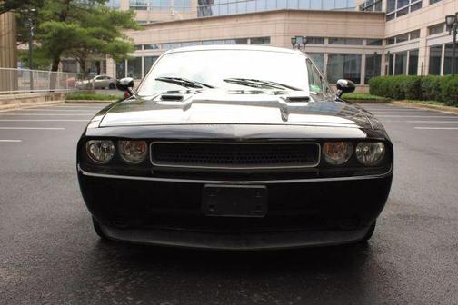 2012 Dodge Challenger SXT