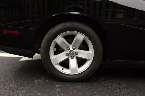 2012 Dodge Challenger SXT