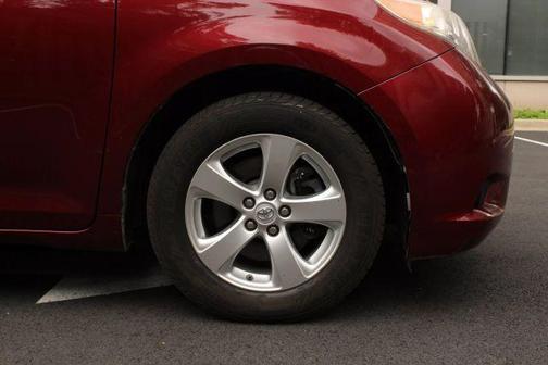 2013 Toyota Sienna LE