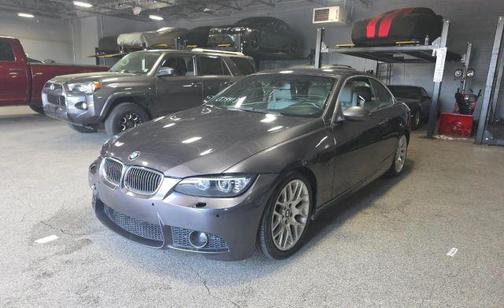 Gray 2007 BMW 328 i