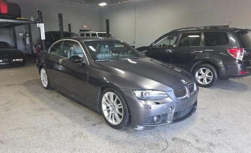 Gray 2007 BMW 328 i