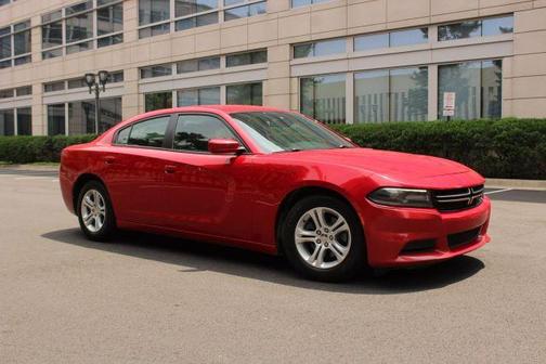 2016 Dodge Charger SE