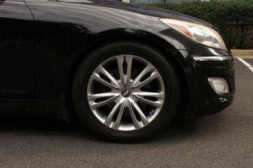 2013 Hyundai Genesis 3.8