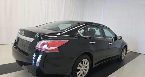 Super Black 2015 Nissan Altima 2.5 S