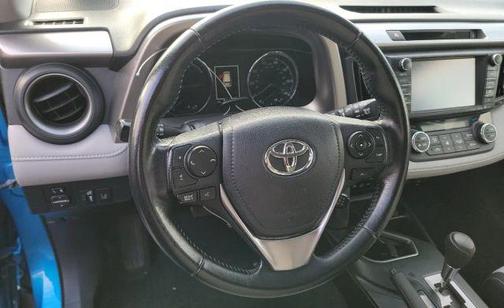 2016 Toyota RAV4 Hybrid XLE