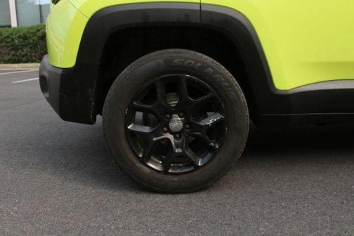 Green 2018 Jeep Renegade Latitude