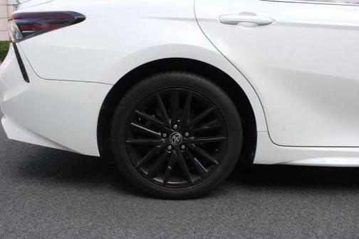 White 2023 Toyota Camry SE