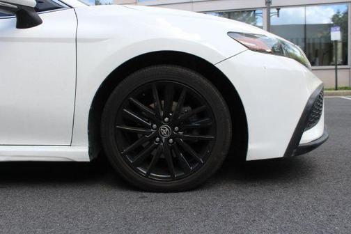 White 2023 Toyota Camry SE