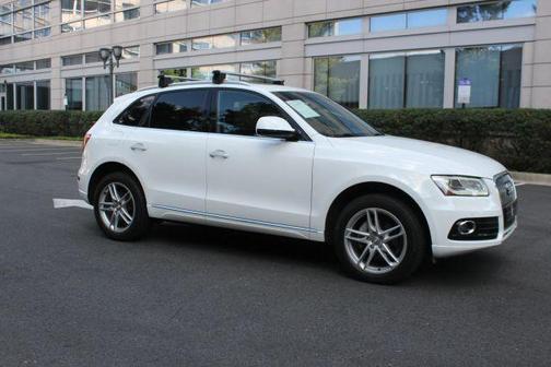 Ibis White 2017 Audi Q5 2.0T Premium