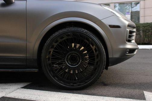 2019 Porsche Cayenne S