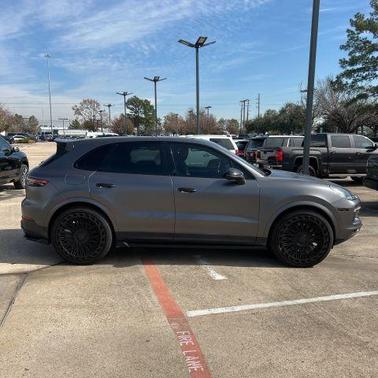 2019 Porsche Cayenne S