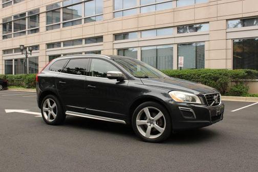 2012 Volvo XC60 T6 R-Design