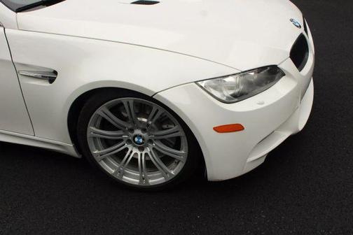 2011 BMW M3 Base (M6)